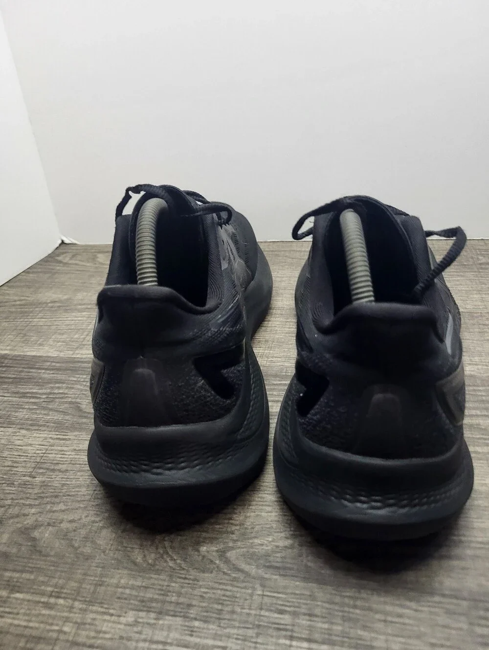 Asics GT-2000 12 Women's Size 11 Black Running Shoes Sneakers 1012B506